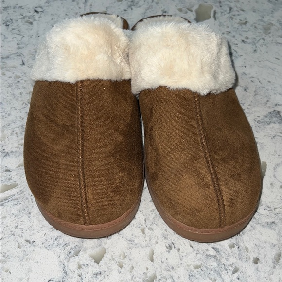 Dearfoam Women's Microsuede Moc Toe Scuff Slippers size 11-12 - Picture 1 of 5